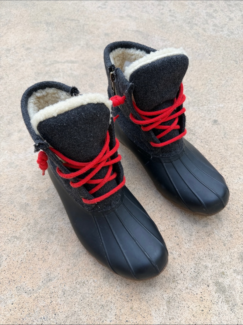 Sperry Saltwater Duck Black/Grey/Red Shearling Waterproof Boot Women's Size 9